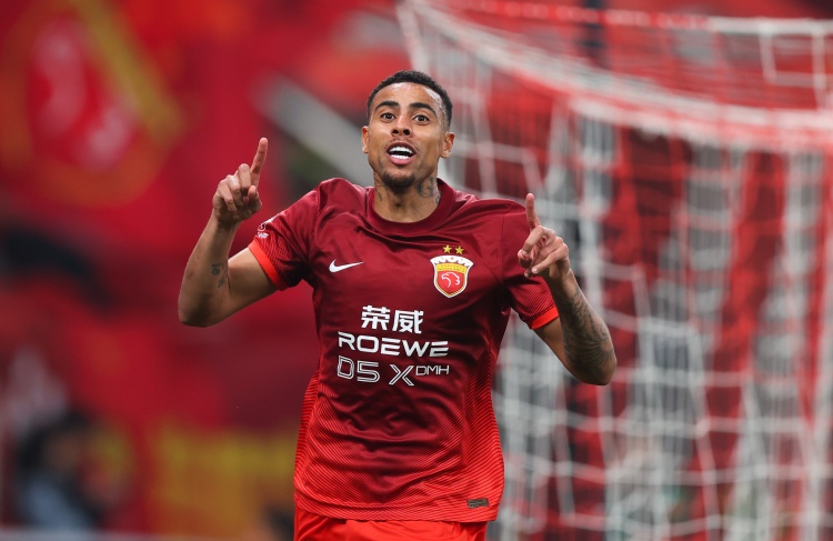 星空体育官网下载入口-郑州日报：前海港外援古斯塔沃现身郑州，加盟河南队已进入倒计时